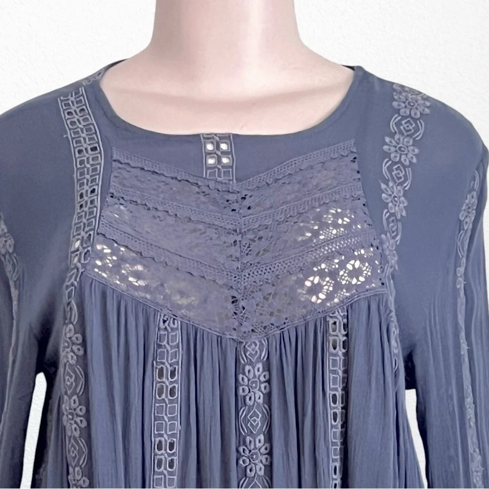 NEW Free People Kiss Kiss Eyelet Lace Ruffle Tunic Navy SZ XS - Picture 5 of 13